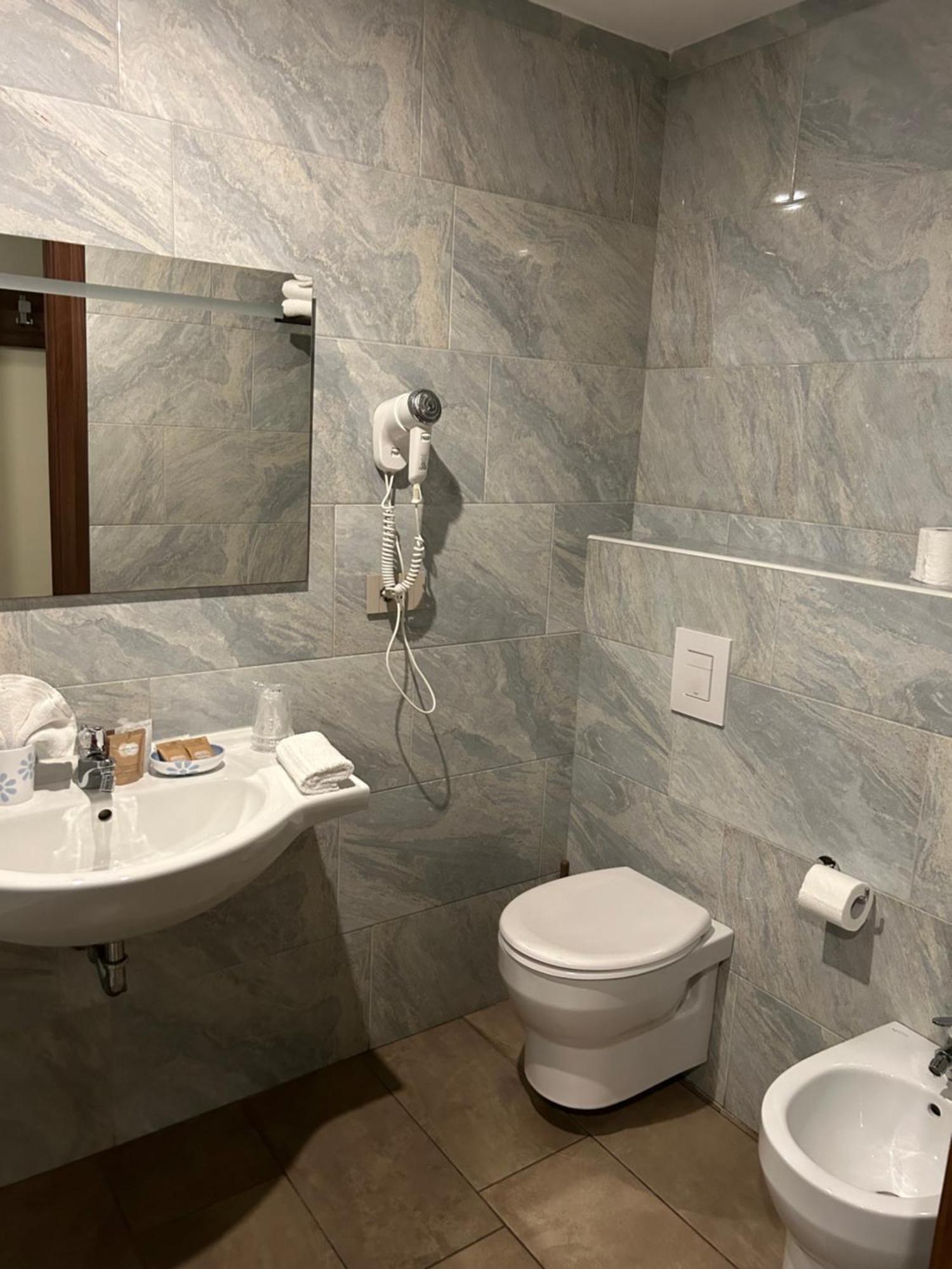 Hotel Stradivari Milan Exterior photo