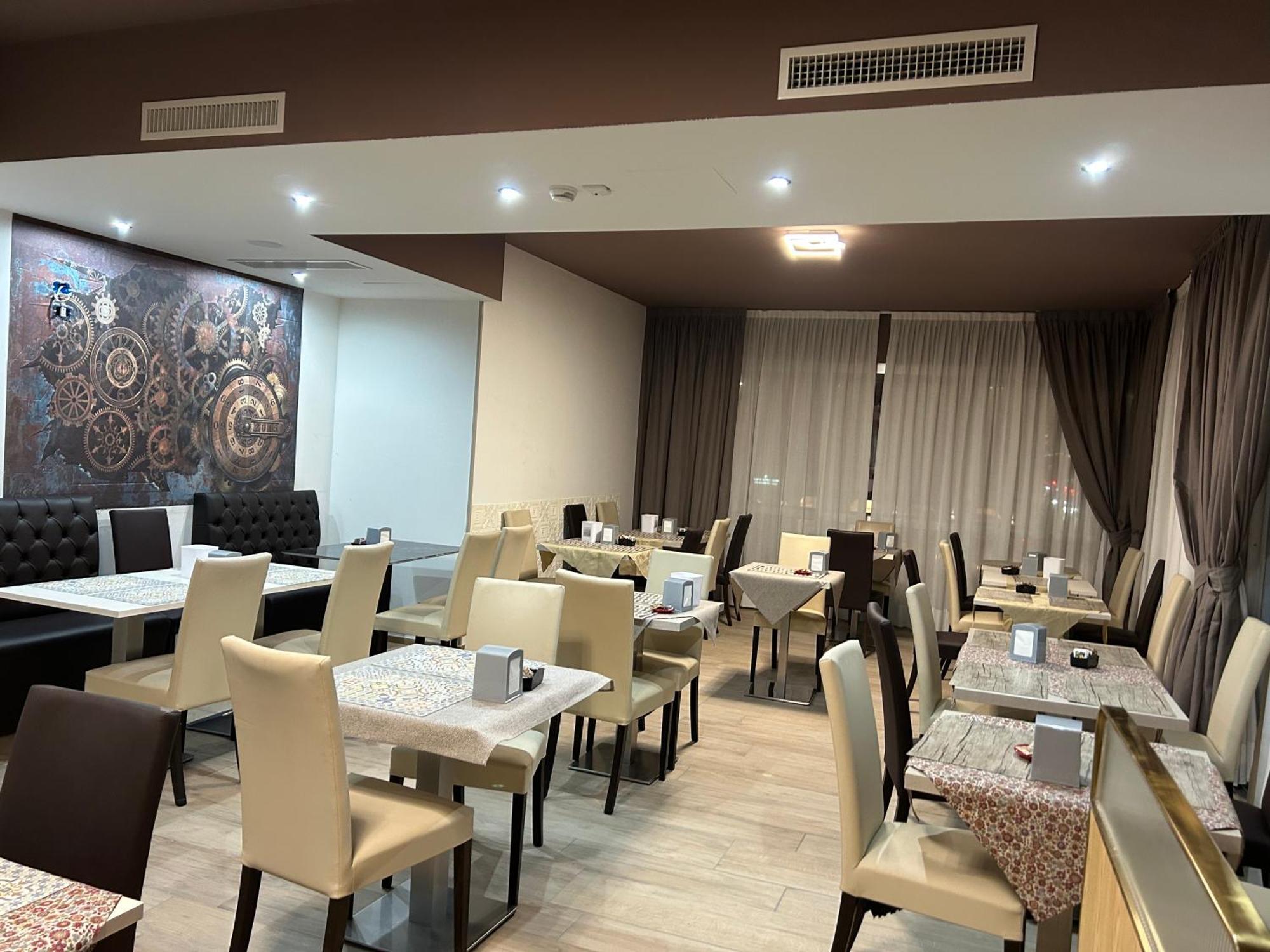 Hotel Stradivari Milan Exterior photo
